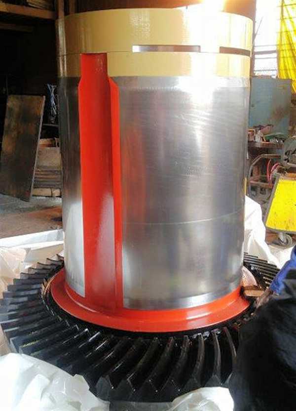 Lot Of Spare Parts For Allis Chalmers Mk-i 54" X 74" Gyratory Crusher)